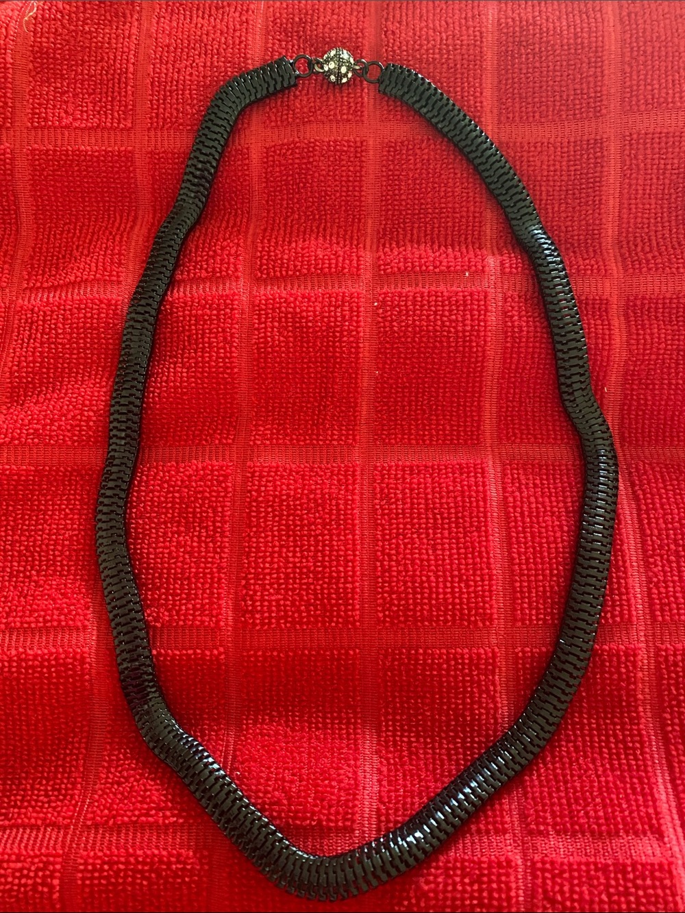 1 - Black 22 Inch length with magnetic Rhinestones lock Flat Snake Necklace